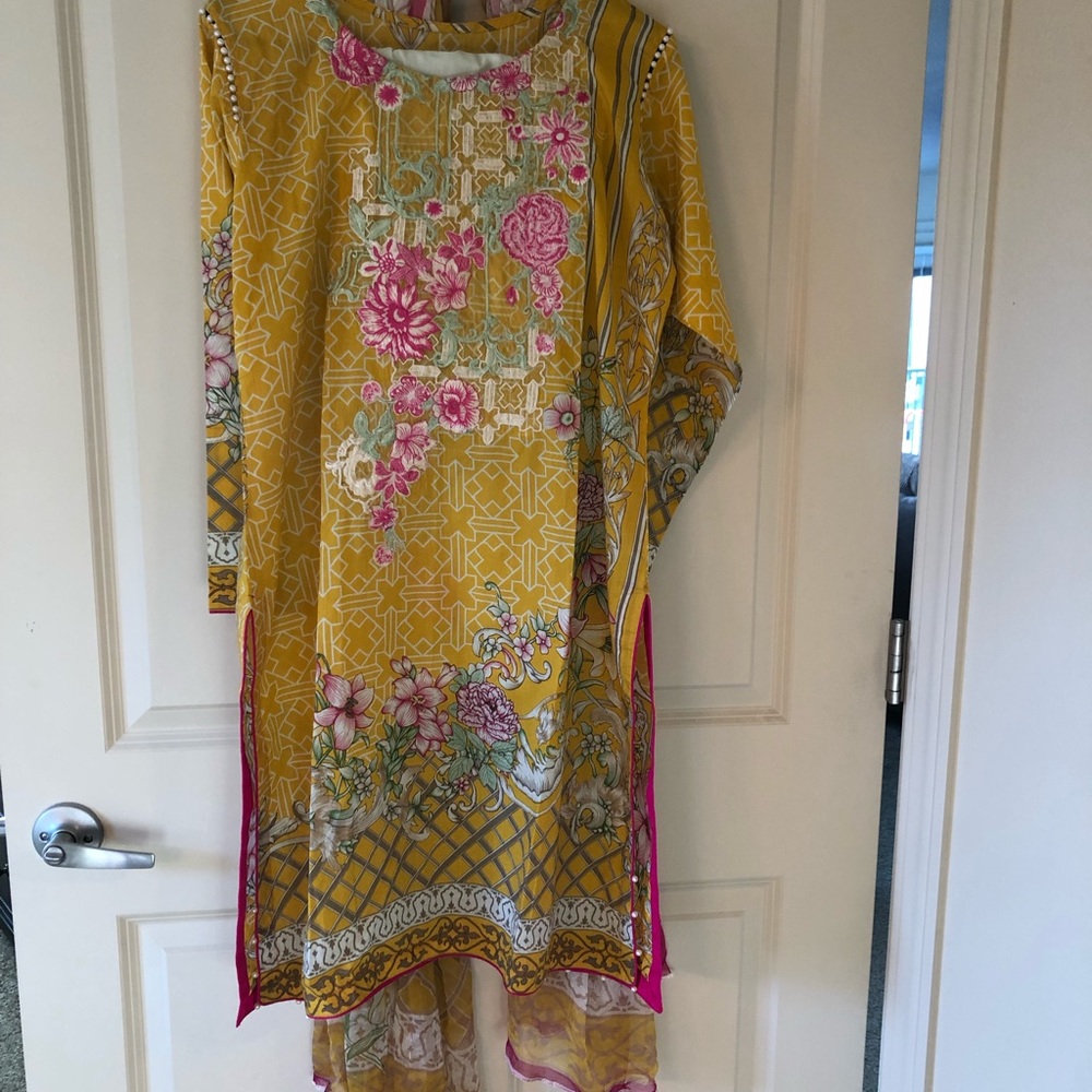 ❌❌SOLD❌❌ - Picture 2 of 5
